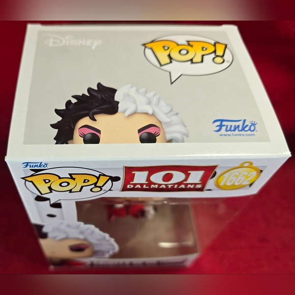 Cruella De Vil (1996) Funko # 1662 (Nib)  With Pop Protector - Picture 4 of 7